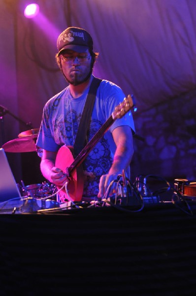 Beats Antique at Stubb's BarBQ, Austin, Texas 04/19/10