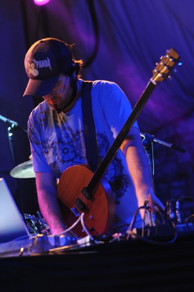 Beats Antique at Stubb's BarBQ, Austin, Texas 04/19/10