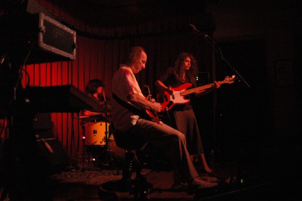 Adrian Belew Trio at the Cactus Cafe in Austin, Tx