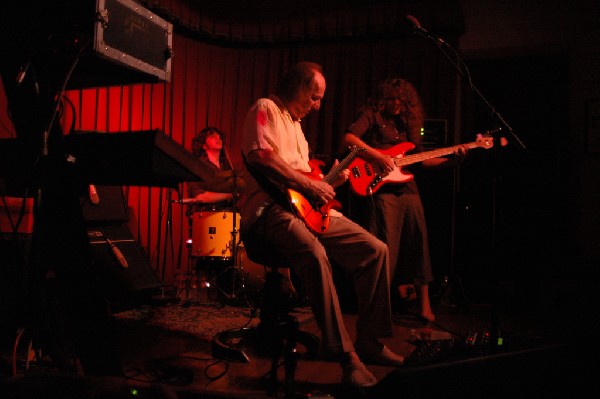 Adrian Belew Trio at the Cactus Cafe in Austin, Tx