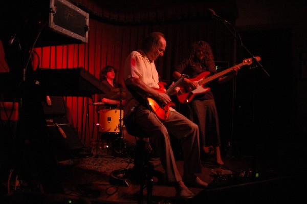 Adrian Belew Trio at the Cactus Cafe in Austin, Tx