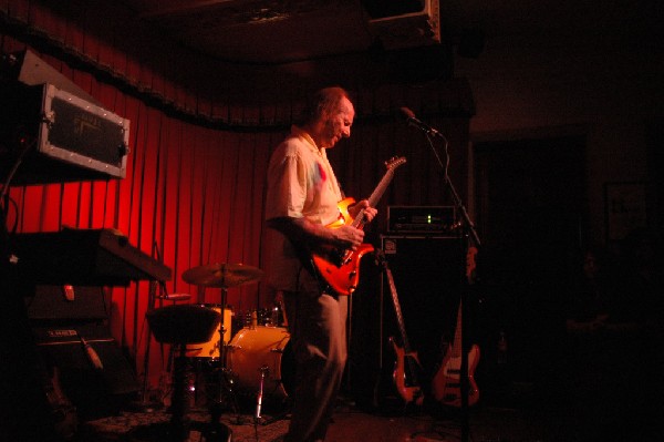 Adrian Belew Trio at the Cactus Cafe in Austin, Tx