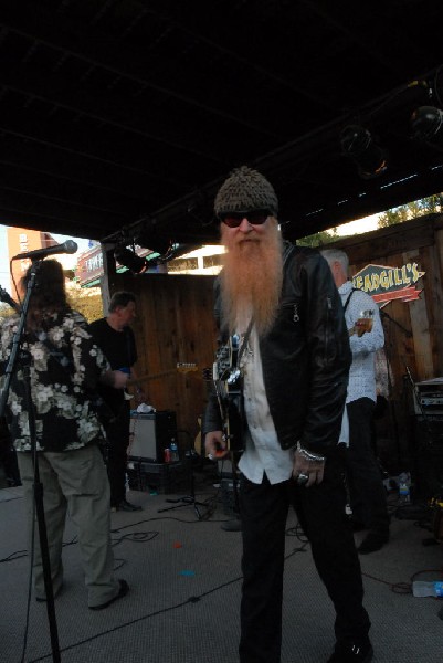 Billy Gibbons walkon during Roky Erickson Set