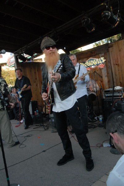 Billy Gibbons walkon during Roky Erickson Set