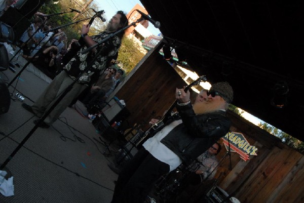 Billy Gibbons walkon during Roky Erickson Set