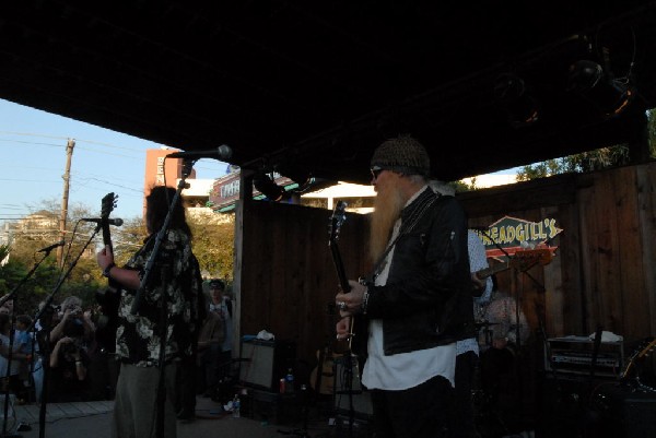 Billy Gibbons walkon during Roky Erickson Set