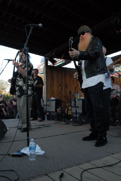 Billy Gibbons walkon during Roky Erickson Set