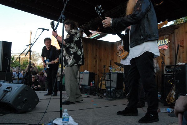 Billy Gibbons walkon during Roky Erickson Set
