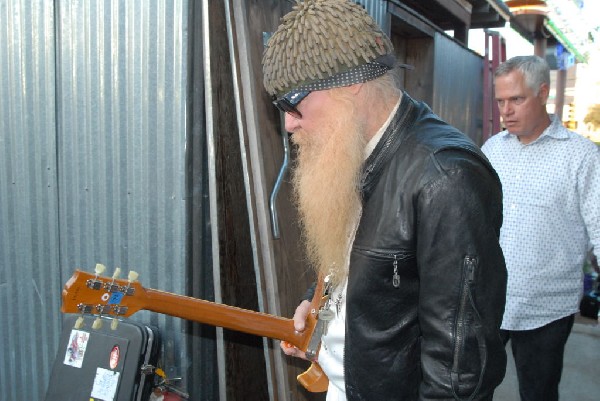 Billy Gibbons walkon during Roky Erickson Set