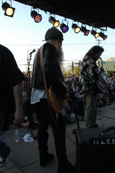 Billy Gibbons walkon during Roky Erickson Set