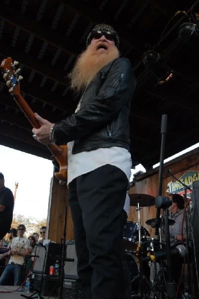 Billy Gibbons walkon during Roky Erickson Set