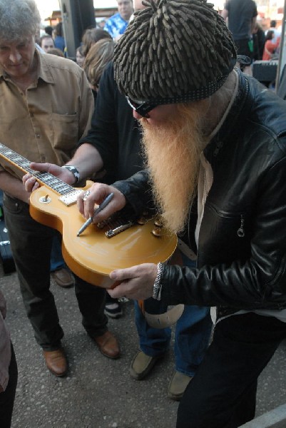 Billy Gibbons walkon during Roky Erickson Set