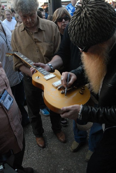 Billy Gibbons walkon during Roky Erickson Set