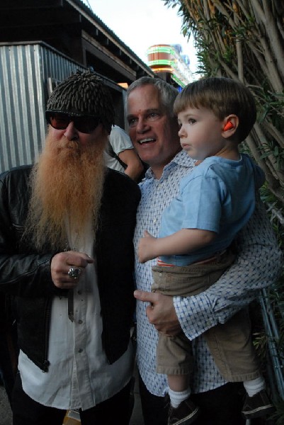 Billy Gibbons walkon during Roky Erickson Set