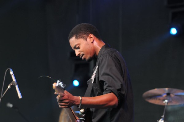 Black Joe Lewis and the Honeybears at Stubb's BarBQ