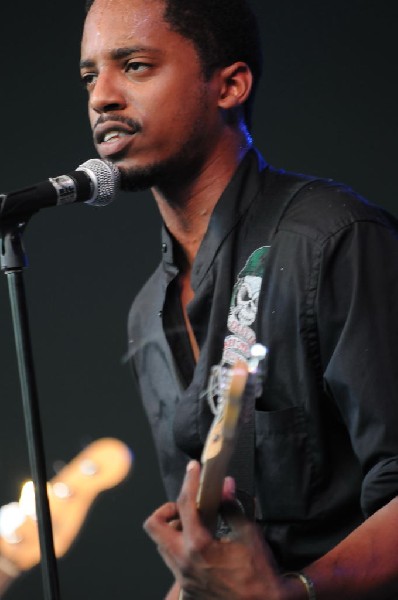 Black Joe Lewis and the Honeybears at Stubb's BarBQ