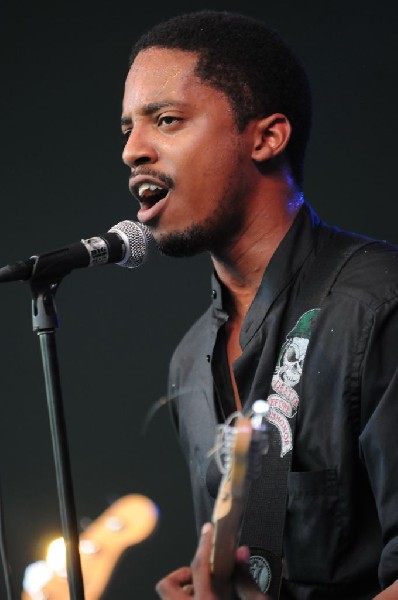 Black Joe Lewis and the Honeybears at Stubb's BarBQ