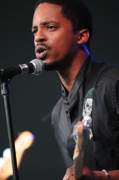 Black Joe Lewis and the Honeybears at Stubb's BarBQ