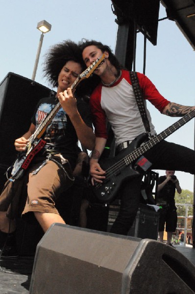 Black Tide at the Mayhem Festival Verizon Wireless Amphitheater