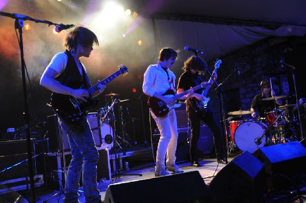 Black and White Years at Stubb's BarBQ