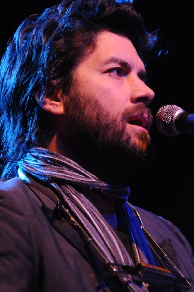 Bob Schneider at the Help Austin Help Haiti Benefit, Austin Music Hall