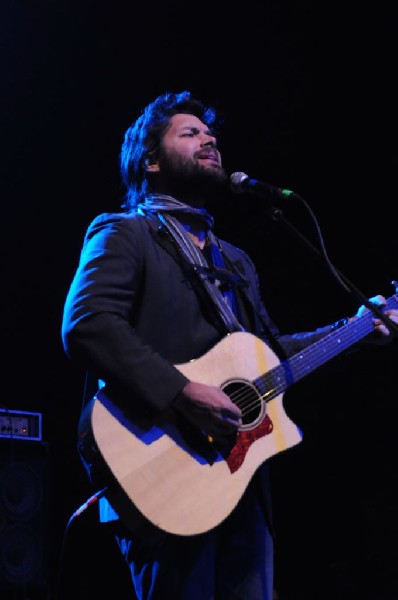 Bob Schneider at the Help Austin Help Haiti Benefit, Austin Music Hall, Aus