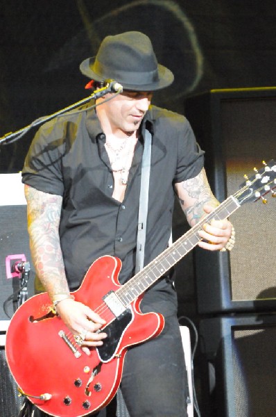Buck Cherry at the Verizon Wireless Amphitheater, Selma, Texas