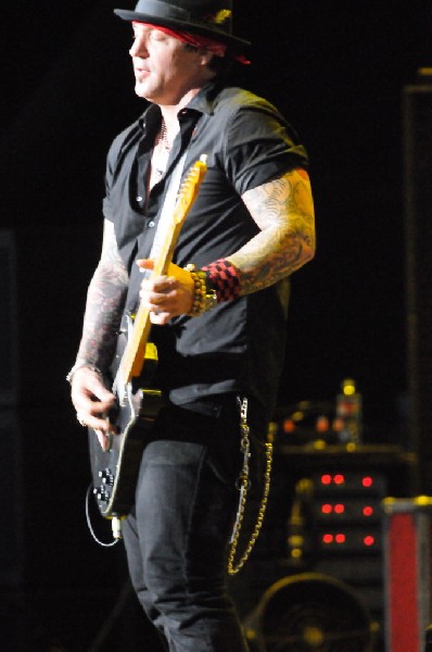 Buck Cherry at the Verizon Wireless Amphitheater, Selma, Texas