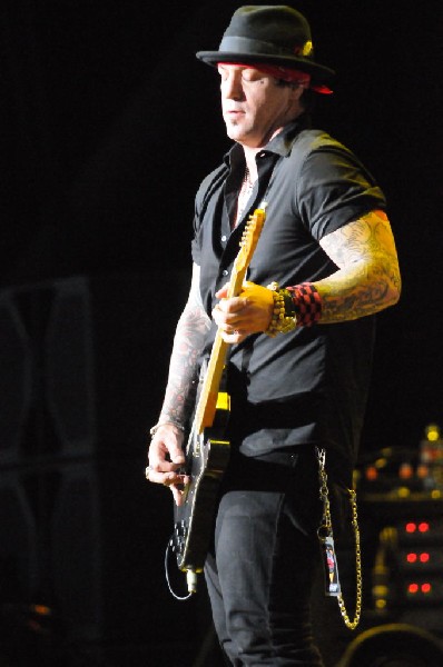 Buck Cherry at the Verizon Wireless Amphitheater, Selma, Texas