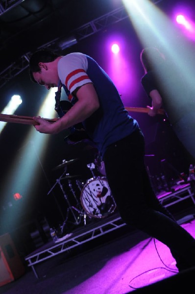 Cage The Elephant at La Zona Rosa, Austin, Texas, 05/04/10