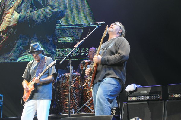 Carlos Santana at the Verizon Wireless Amphitheater