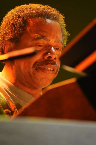 Carlos Santana at the Verizon Wireless Amphitheater