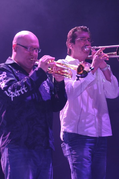 Carlos Santana at the Verizon Wireless Amphitheater