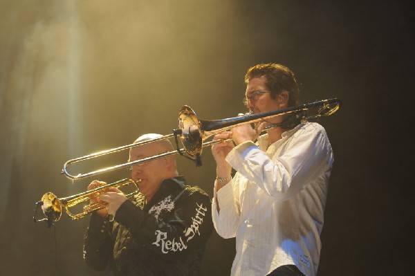 Carlos Santana at the Verizon Wireless Amphitheater