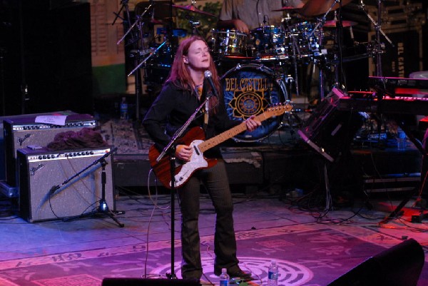 Carolyn Wonderland at the Austin Music Hall