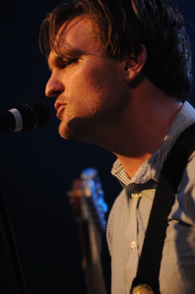 Cold War Kids at Stubb's BarBQ, Austin, Texas April 1, 2011 - photo by jeff