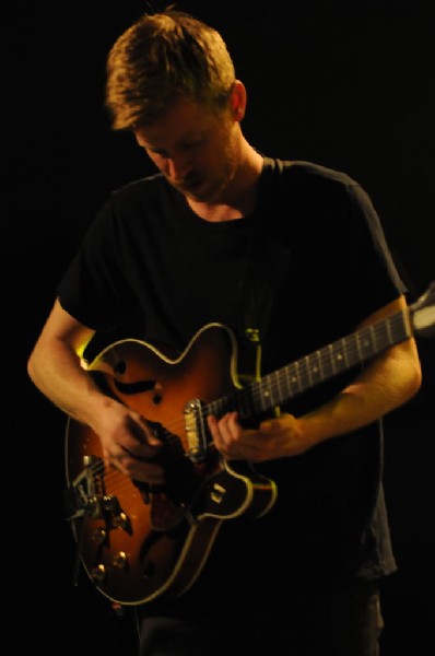 Cold War Kids at Stubb's BarBQ, Austin, Texas April 1, 2011 - photo by jeff