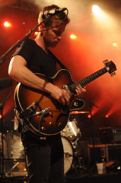 Cold War Kids at Stubb's BarBQ, Austin, Texas April 1, 2011 - photo by jeff