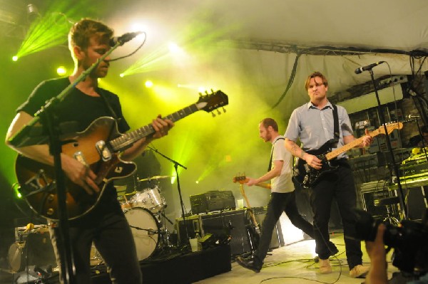 Cold War Kids at Stubb's BarBQ, Austin, Texas April 1, 2011 - photo by jeff