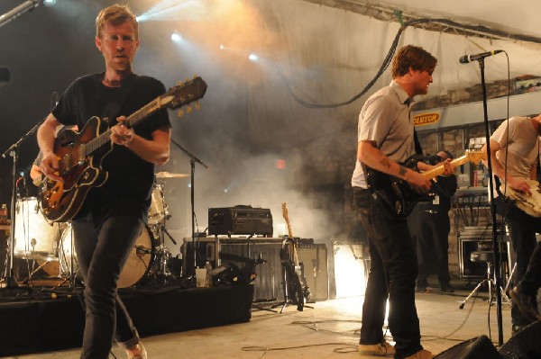 Cold War Kids at Stubb's BarBQ, Austin, Texas April 1, 2011 - photo by jeff