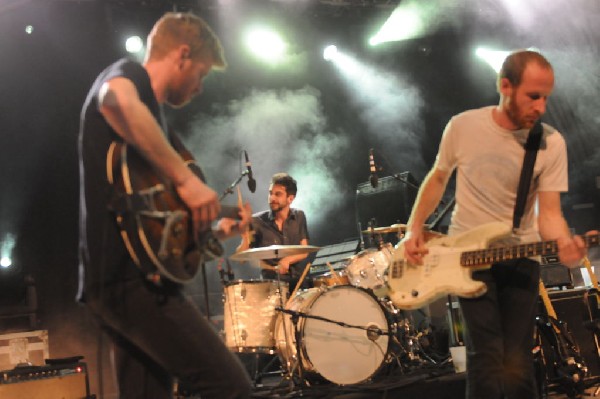 Cold War Kids at Stubb's BarBQ, Austin, Texas April 1, 2011 - photo by jeff