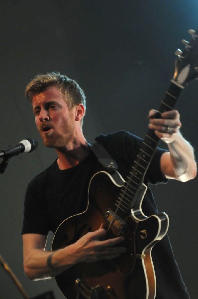 Cold War Kids at Stubb's BarBQ, Austin, Texas April 1, 2011 - photo by jeff