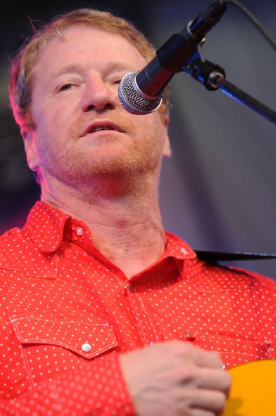 Cracker at Stubb's BarBQ, Austin, Texas 06/10/10 - photo by Jeff Barringer