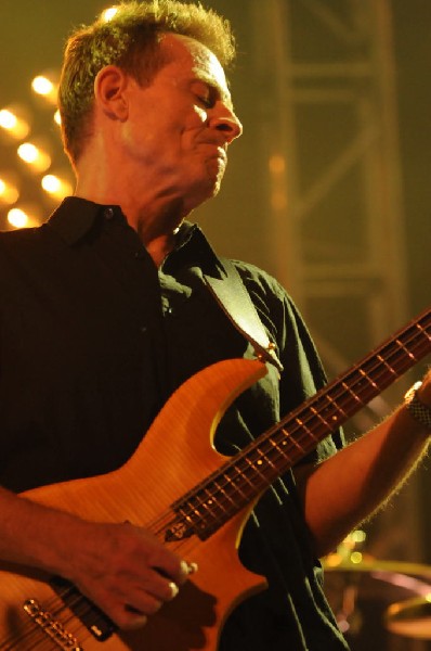 Them Crooked Vultures at Stubb's BarBQ, Austin, Texas - 10/01/09