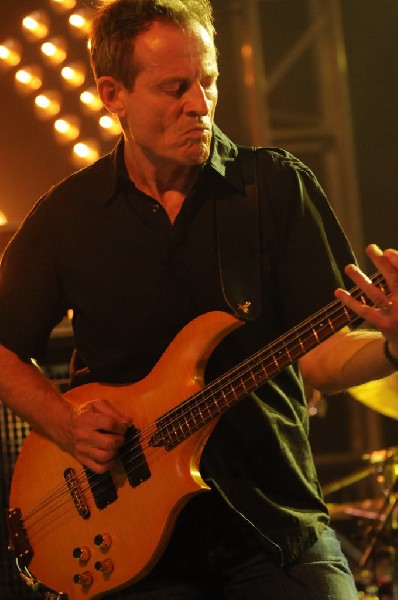 Them Crooked Vultures at Stubb's BarBQ, Austin, Texas - 10/01/09