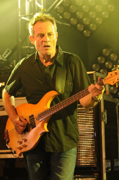 Them Crooked Vultures at Stubb's BarBQ, Austin, Texas - 10/01/09