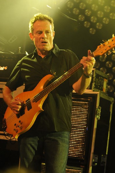 Them Crooked Vultures at Stubb's BarBQ, Austin, Texas - 10/01/09