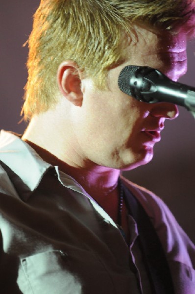 Them Crooked Vultures at Stubb's BarBQ, Austin, Texas - 10/01/09