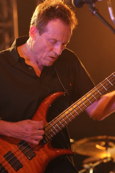 Them Crooked Vultures at Stubb's BarBQ, Austin, Texas - 10/01/09