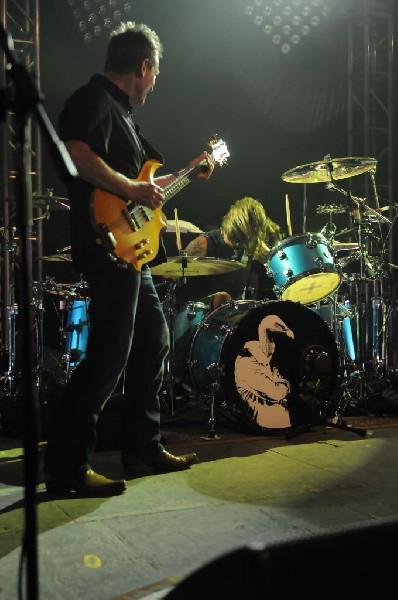 Them Crooked Vultures at Stubb's BarBQ, Austin, Texas - 10/01/09